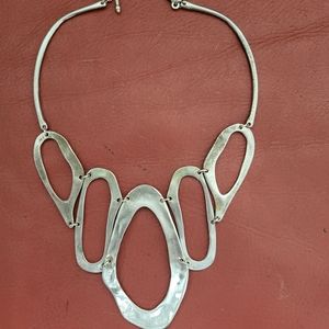 Gorgeous statement necklace